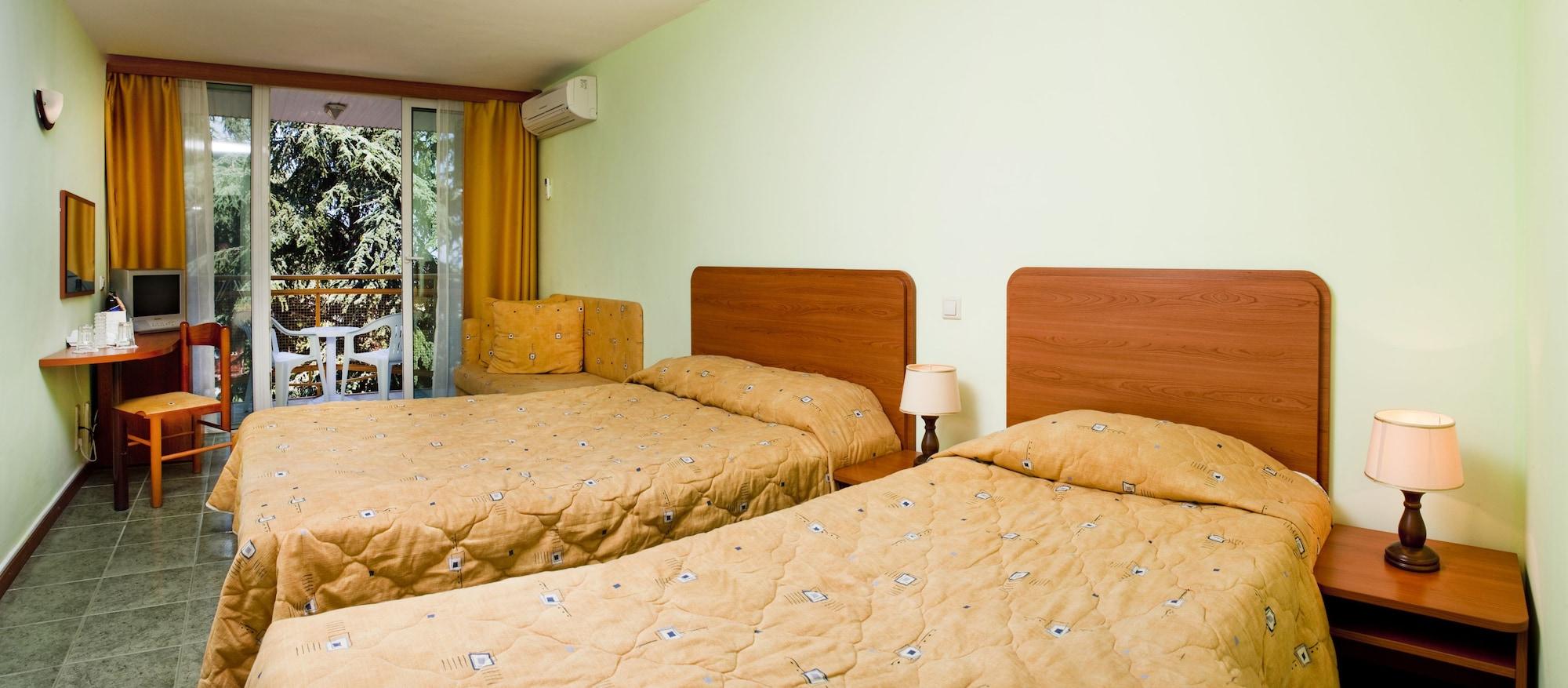 Hotel Malibu 阿尔贝纳 外观 照片